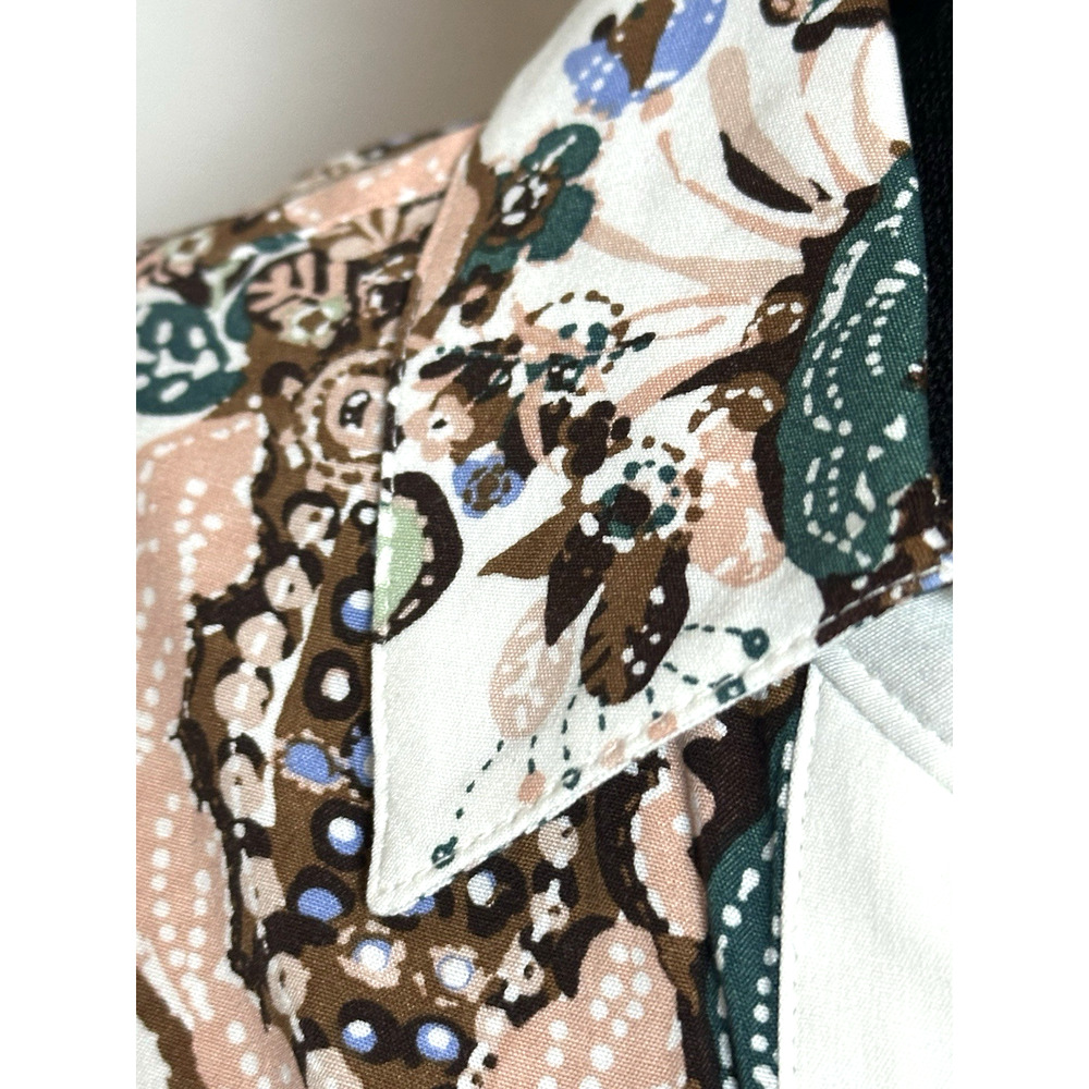 Chico Women's Long Sleeve Blouse Size (0) Paisley Collard Blouse - Picture 5 of 16